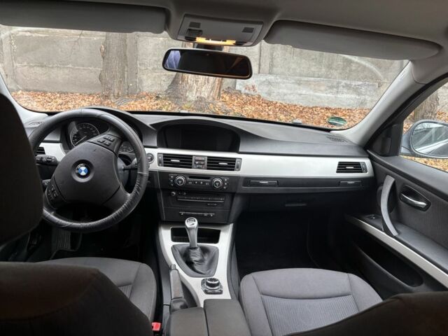 Чорний БМВ 3 Серія, об'ємом двигуна 2 л та пробігом 208 тис. км за 5100 $, фото 6 на Automoto.ua