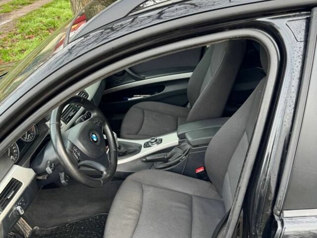 Черный БМВ 3 Серия, объемом двигателя 2 л и пробегом 3 тыс. км за 8300 $, фото 5 на Automoto.ua