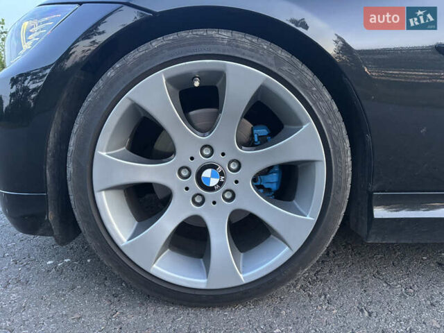 Черный БМВ 3 Серия, объемом двигателя 2 л и пробегом 341 тыс. км за 9500 $, фото 7 на Automoto.ua