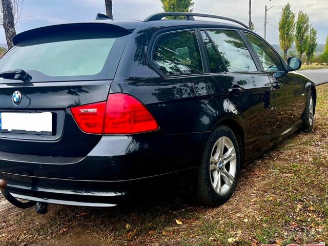 Черный БМВ 3 Серия, объемом двигателя 2 л и пробегом 210 тыс. км за 5100 $, фото 4 на Automoto.ua