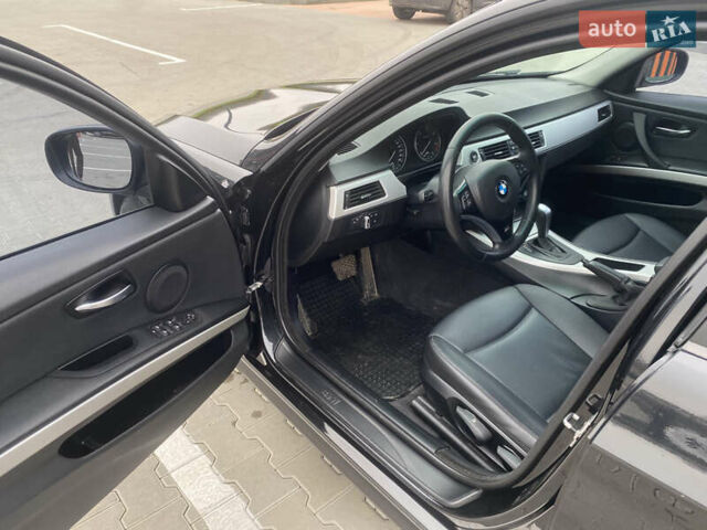 Черный БМВ 3 Серия, объемом двигателя 2 л и пробегом 301 тыс. км за 9300 $, фото 11 на Automoto.ua