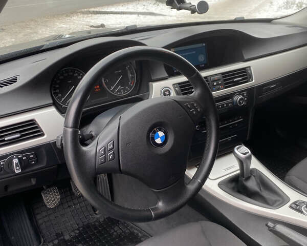 Черный БМВ 3 Серия, объемом двигателя 2 л и пробегом 260 тыс. км за 8300 $, фото 13 на Automoto.ua