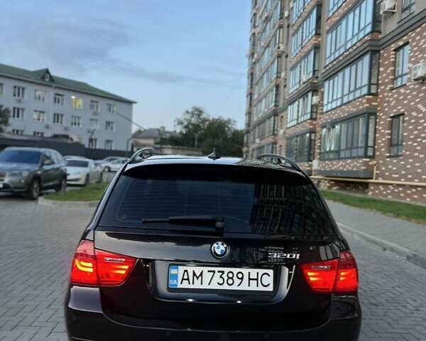 Черный БМВ 3 Серия, объемом двигателя 2 л и пробегом 266 тыс. км за 6450 $, фото 1 на Automoto.ua