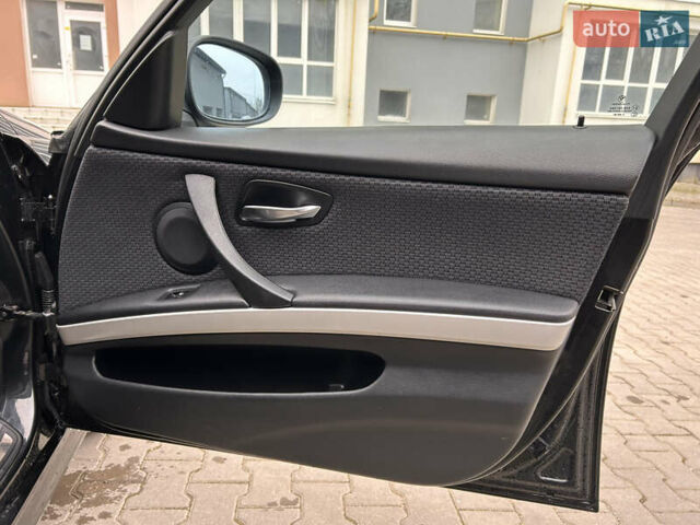 Чорний БМВ 3 Серія, об'ємом двигуна 2 л та пробігом 270 тис. км за 7700 $, фото 12 на Automoto.ua
