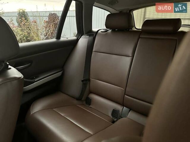 Черный БМВ 3 Серия, объемом двигателя 2 л и пробегом 365 тыс. км за 7999 $, фото 6 на Automoto.ua