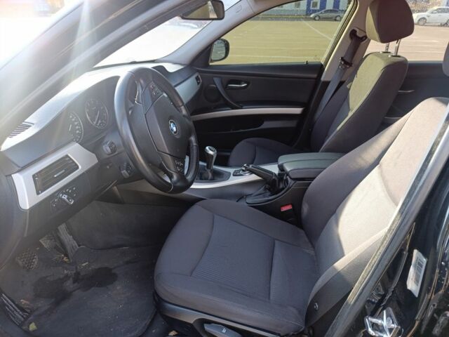 Чорний БМВ 3 Серія, об'ємом двигуна 2 л та пробігом 200 тис. км за 6700 $, фото 3 на Automoto.ua