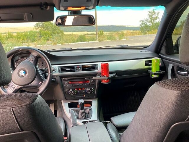 Черный БМВ 3 Серия, объемом двигателя 2 л и пробегом 225 тыс. км за 7200 $, фото 7 на Automoto.ua