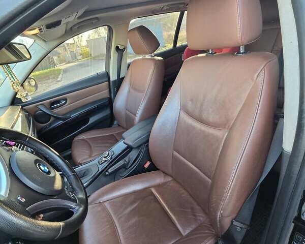 Чорний БМВ 3 Серія, об'ємом двигуна 2 л та пробігом 350 тис. км за 8700 $, фото 5 на Automoto.ua