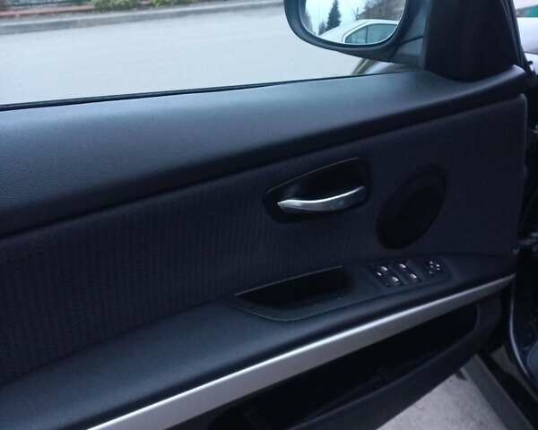 Черный БМВ 3 Серия, объемом двигателя 2 л и пробегом 217 тыс. км за 8800 $, фото 31 на Automoto.ua