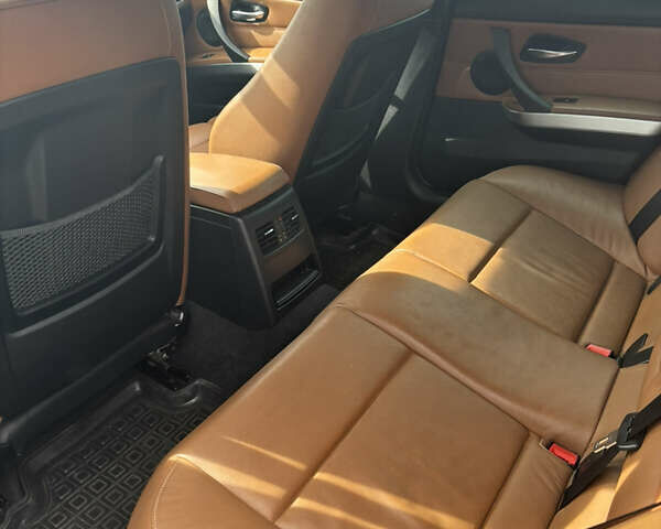 Черный БМВ 3 Серия, объемом двигателя 2 л и пробегом 364 тыс. км за 9500 $, фото 9 на Automoto.ua