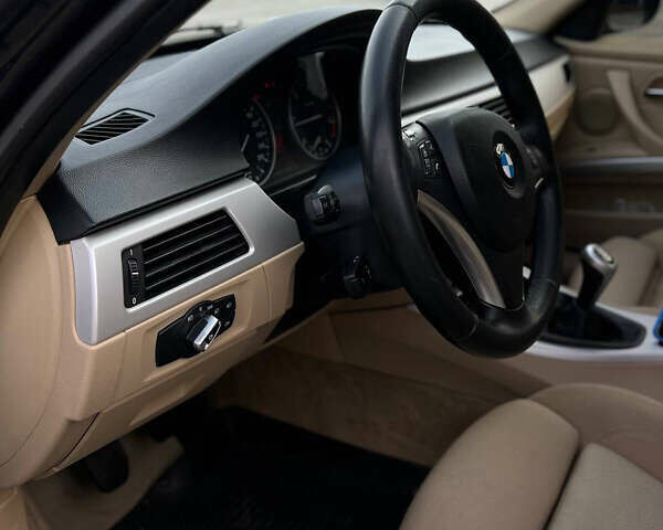 Чорний БМВ 3 Серія, об'ємом двигуна 2 л та пробігом 257 тис. км за 8500 $, фото 6 на Automoto.ua