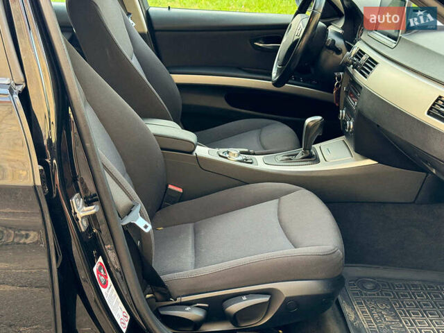 Черный БМВ 3 Серия, объемом двигателя 2 л и пробегом 215 тыс. км за 9040 $, фото 22 на Automoto.ua