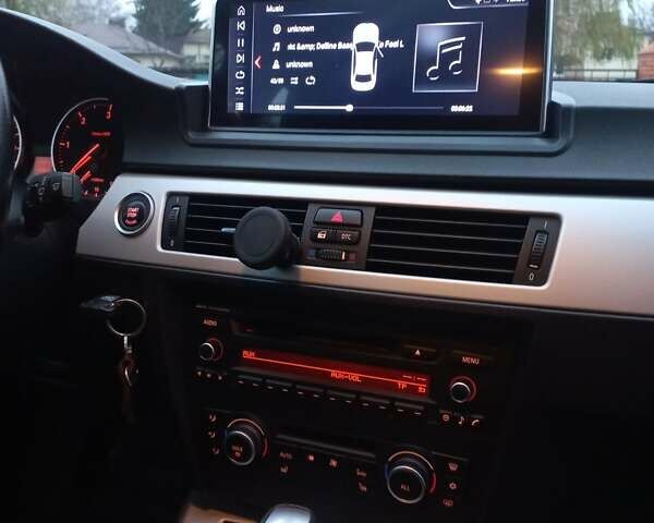 Черный БМВ 3 Серия, объемом двигателя 2 л и пробегом 217 тыс. км за 8800 $, фото 16 на Automoto.ua