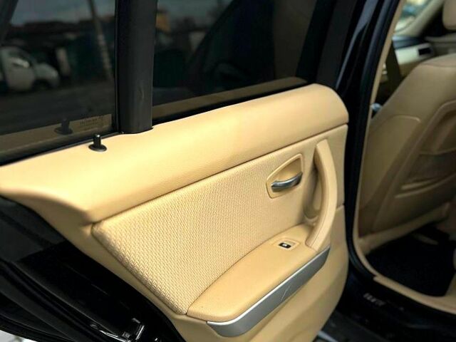 Черный БМВ 3 Серия, объемом двигателя 2 л и пробегом 257 тыс. км за 8400 $, фото 9 на Automoto.ua