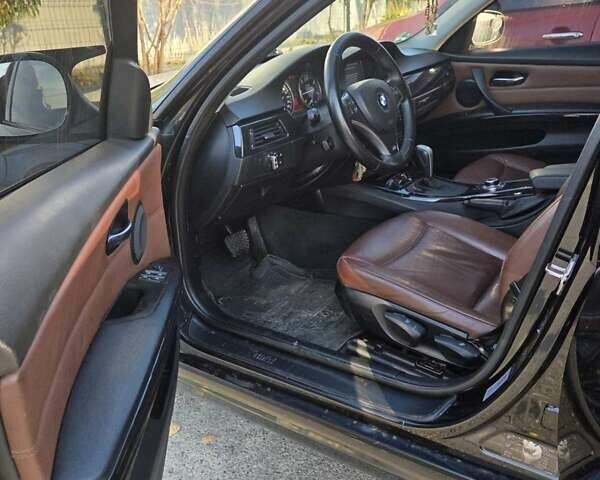 Чорний БМВ 3 Серія, об'ємом двигуна 2 л та пробігом 350 тис. км за 8700 $, фото 6 на Automoto.ua