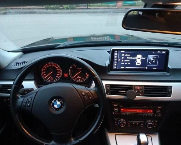 Черный БМВ 3 Серия, объемом двигателя 2 л и пробегом 217 тыс. км за 8800 $, фото 27 на Automoto.ua