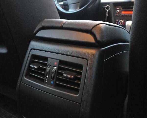 Черный БМВ 3 Серия, объемом двигателя 2 л и пробегом 217 тыс. км за 8800 $, фото 20 на Automoto.ua