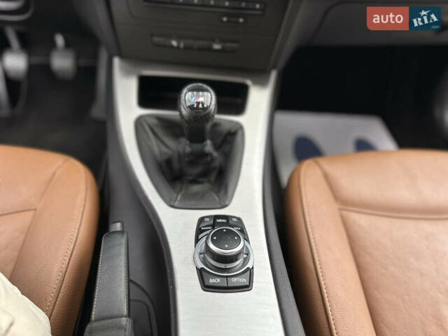 БМВ 3 Серия 2011 в Ивано-Франковске на Automoto.ua Черный БМВ 3 Серия, объемом двигателя 2 л и пробегом 269 тыс. км за 10450 $, фото 21 на Automoto.ua