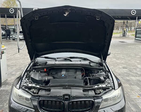 Черный БМВ 3 Серия, объемом двигателя 2 л и пробегом 325 тыс. км за 8000 $, фото 14 на Automoto.ua