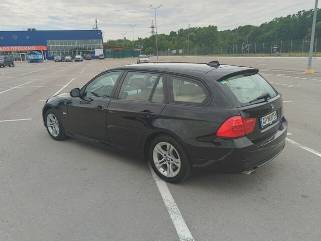 Чорний БМВ 3 Серія, об'ємом двигуна 2 л та пробігом 389 тис. км за 8299 $, фото 2 на Automoto.ua