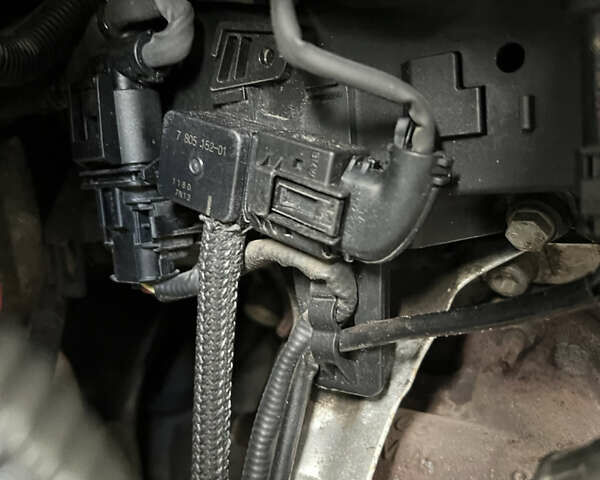 БМВ 3 Серия 2011 в Березно на Automoto.ua Черный БМВ 3 Серия, объемом двигателя 2 л и пробегом 290 тыс. км за 8000 $, фото 43 на Automoto.ua