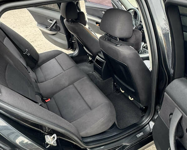 Чорний БМВ 3 Серія, об'ємом двигуна 2 л та пробігом 267 тис. км за 7999 $, фото 16 на Automoto.ua