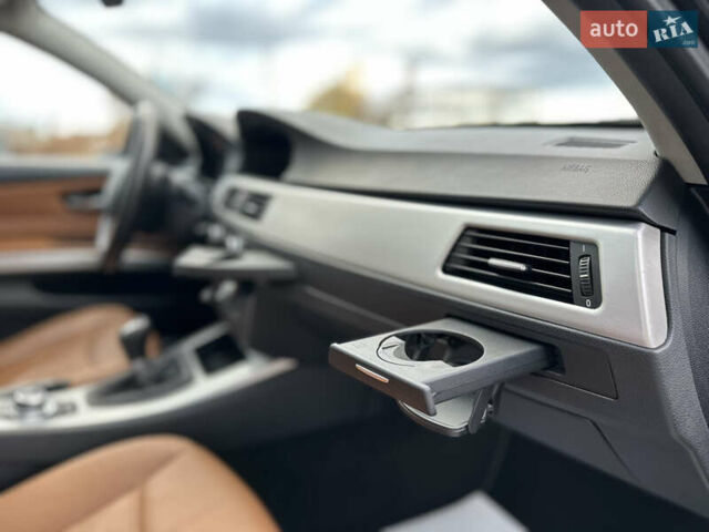 БМВ 3 Серия 2011 в Ивано-Франковске на Automoto.ua Черный БМВ 3 Серия, объемом двигателя 2 л и пробегом 269 тыс. км за 10450 $, фото 16 на Automoto.ua