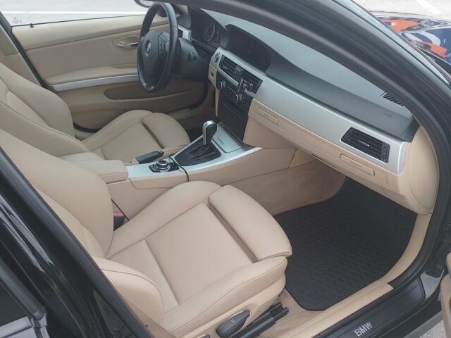 Чорний БМВ 3 Серія, об'ємом двигуна 2 л та пробігом 389 тис. км за 8299 $, фото 8 на Automoto.ua