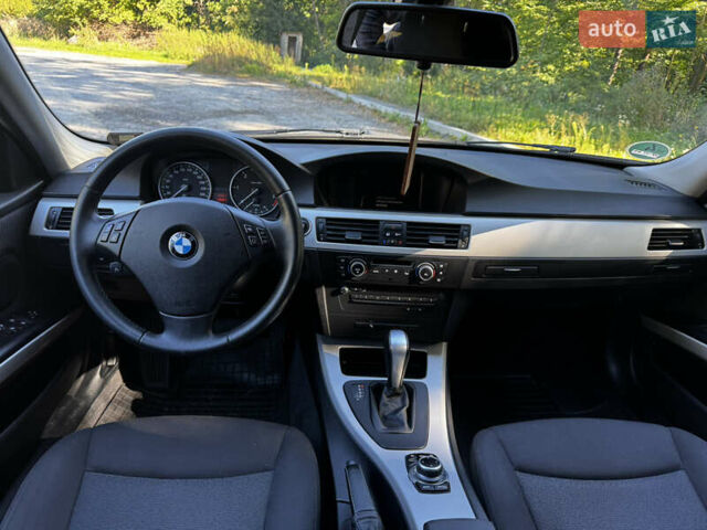 Чорний БМВ 3 Серія, об'ємом двигуна 2 л та пробігом 230 тис. км за 10000 $, фото 7 на Automoto.ua