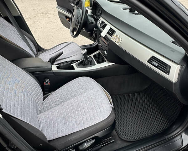 Чорний БМВ 3 Серія, об'ємом двигуна 2 л та пробігом 267 тис. км за 7999 $, фото 18 на Automoto.ua