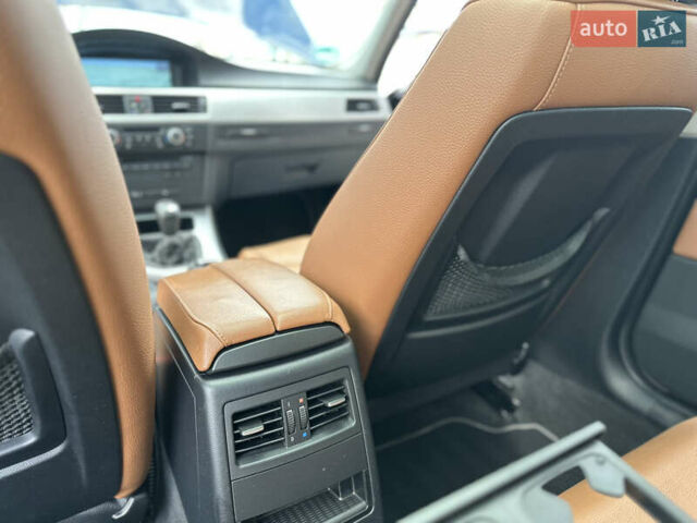 БМВ 3 Серия 2011 в Ивано-Франковске на Automoto.ua Черный БМВ 3 Серия, объемом двигателя 2 л и пробегом 269 тыс. км за 10450 $, фото 10 на Automoto.ua