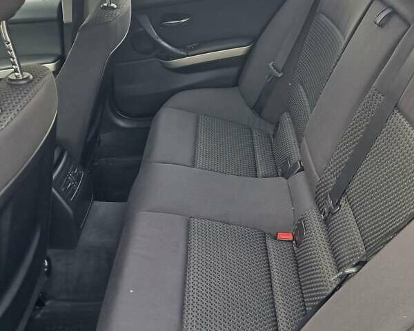 Черный БМВ 3 Серия, объемом двигателя 2 л и пробегом 195 тыс. км за 9300 $, фото 13 на Automoto.ua