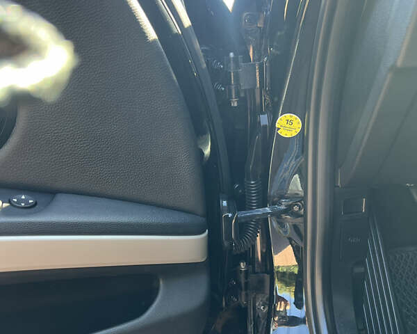 Черный БМВ 3 Серия, объемом двигателя 2 л и пробегом 279 тыс. км за 7650 $, фото 38 на Automoto.ua