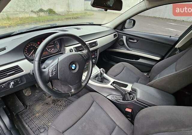 Черный БМВ 3 Серия, объемом двигателя 2 л и пробегом 380 тыс. км за 7999 $, фото 9 на Automoto.ua