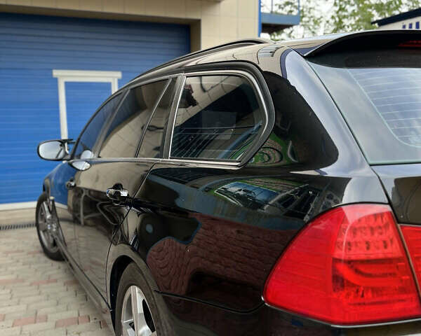 Черный БМВ 3 Серия, объемом двигателя 2 л и пробегом 293 тыс. км за 9300 $, фото 7 на Automoto.ua
