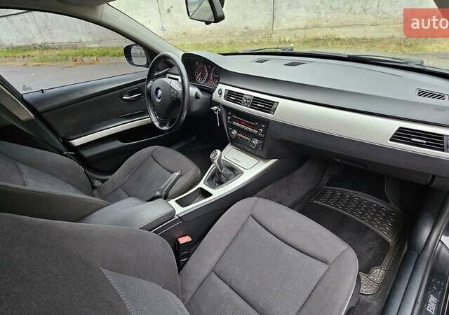 Черный БМВ 3 Серия, объемом двигателя 2 л и пробегом 380 тыс. км за 7999 $, фото 13 на Automoto.ua