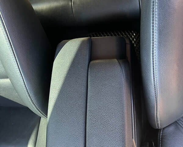 Черный БМВ 3 Серия, объемом двигателя 2 л и пробегом 279 тыс. км за 7650 $, фото 44 на Automoto.ua