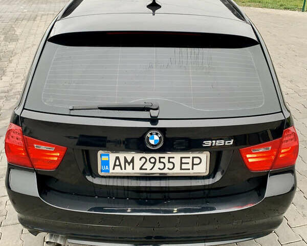 Черный БМВ 3 Серия, объемом двигателя 2 л и пробегом 318 тыс. км за 9300 $, фото 11 на Automoto.ua