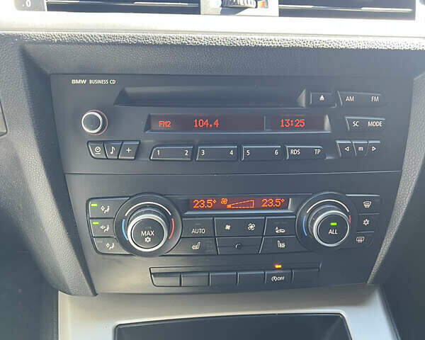 Черный БМВ 3 Серия, объемом двигателя 2 л и пробегом 279 тыс. км за 7650 $, фото 39 на Automoto.ua