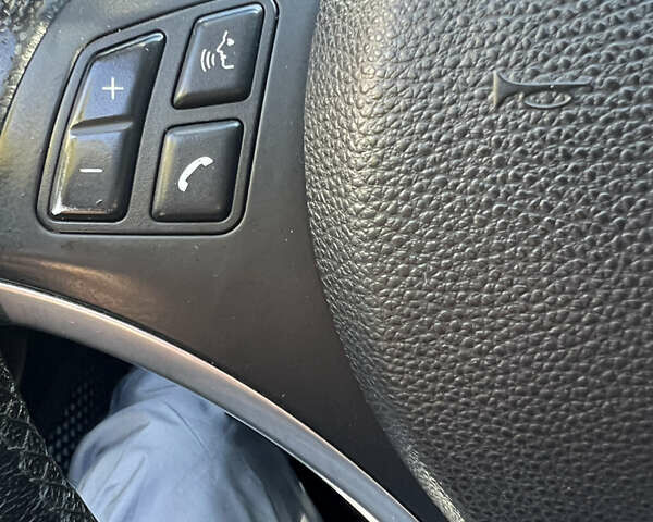 Черный БМВ 3 Серия, объемом двигателя 2 л и пробегом 279 тыс. км за 7650 $, фото 40 на Automoto.ua