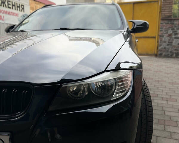Черный БМВ 3 Серия, объемом двигателя 2 л и пробегом 298 тыс. км за 9450 $, фото 5 на Automoto.ua