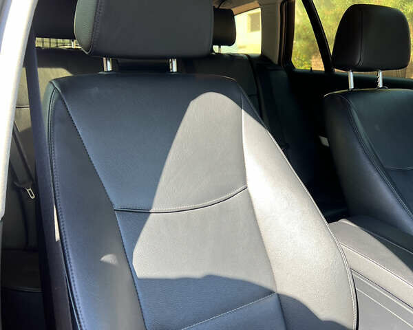 Черный БМВ 3 Серия, объемом двигателя 2 л и пробегом 279 тыс. км за 7650 $, фото 30 на Automoto.ua