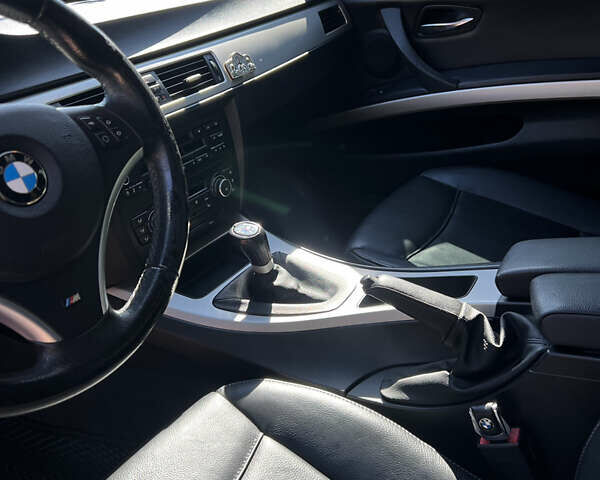 Черный БМВ 3 Серия, объемом двигателя 2 л и пробегом 279 тыс. км за 7650 $, фото 33 на Automoto.ua