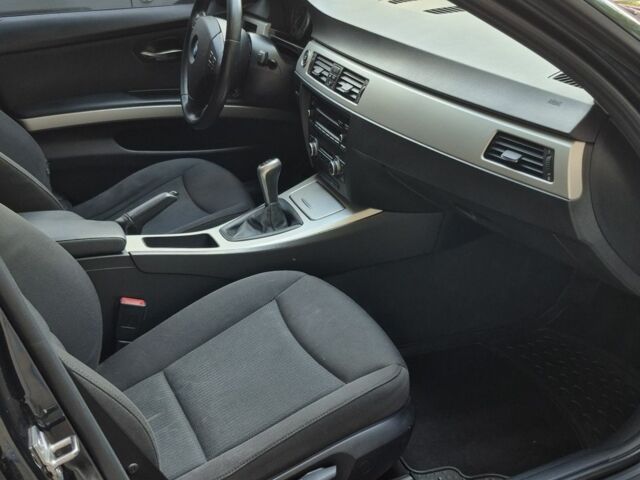 Черный БМВ 3 Серия, объемом двигателя 2 л и пробегом 379 тыс. км за 8500 $, фото 3 на Automoto.ua