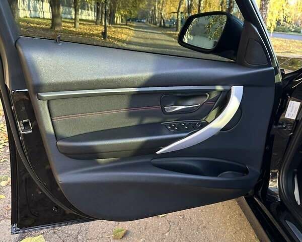 Чорний БМВ 3 Серія, об'ємом двигуна 3 л та пробігом 241 тис. км за 20500 $, фото 21 на Automoto.ua