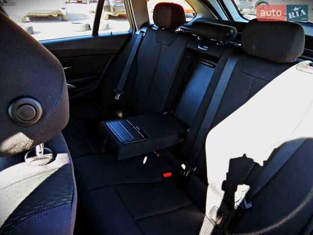 Чорний БМВ 3 Серія, об'ємом двигуна 2 л та пробігом 264 тис. км за 12700 $, фото 12 на Automoto.ua