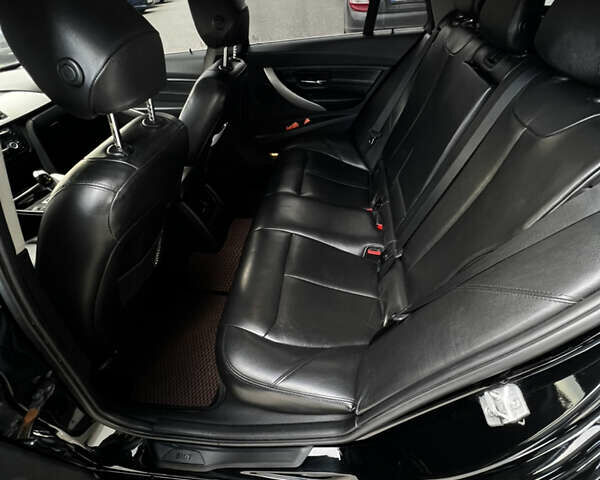 Чорний БМВ 3 Серія, об'ємом двигуна 2 л та пробігом 300 тис. км за 13800 $, фото 35 на Automoto.ua