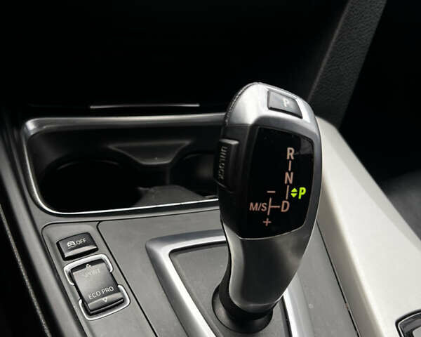 Чорний БМВ 3 Серія, об'ємом двигуна 2 л та пробігом 300 тис. км за 13800 $, фото 48 на Automoto.ua