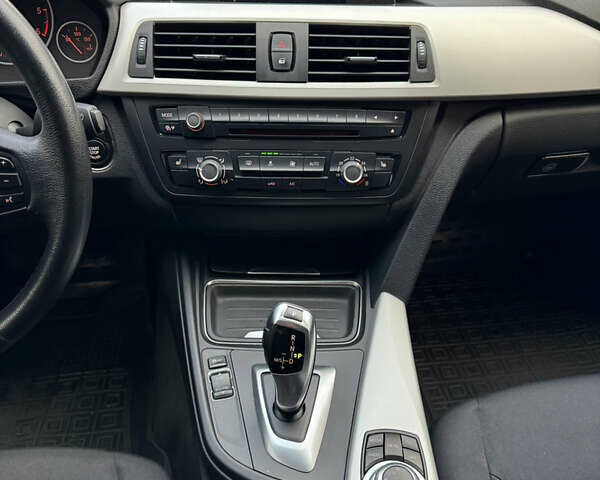 Черный БМВ 3 Серия, объемом двигателя 2 л и пробегом 266 тыс. км за 11900 $, фото 14 на Automoto.ua