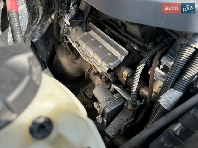 Черный БМВ 3 Серия, объемом двигателя 2 л и пробегом 330 тыс. км за 10999 $, фото 25 на Automoto.ua